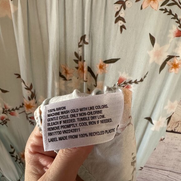 AVA & VIV floral sleeveless dress in light blue, women's plus size 3XL - Picture 13 of 13